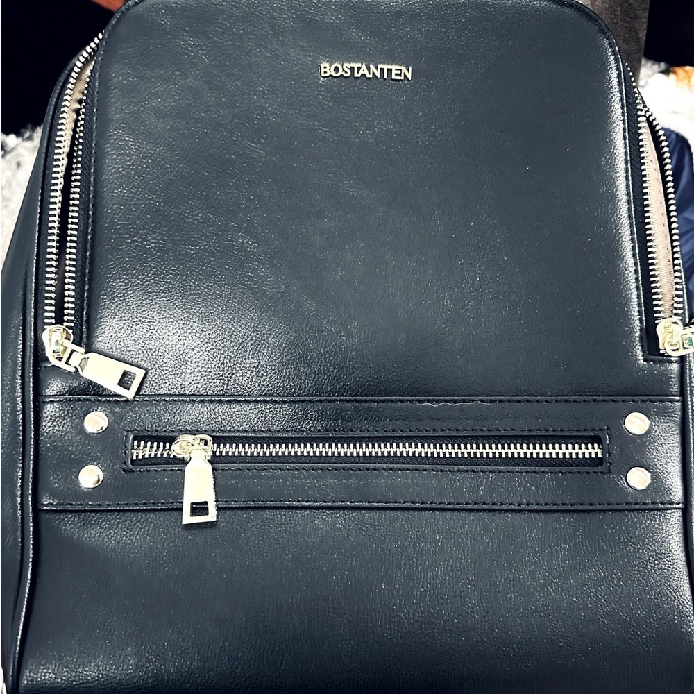Elegant 100% Leather Bostanten back pack for women brand new beautiful bag